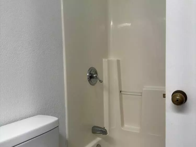 Motel 6 Fancy Gap Va