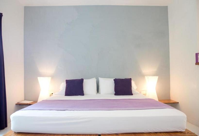 15 Love Bed & Breakfast