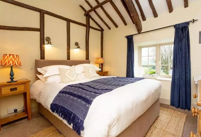 Bed and Breakfast Castle Inn