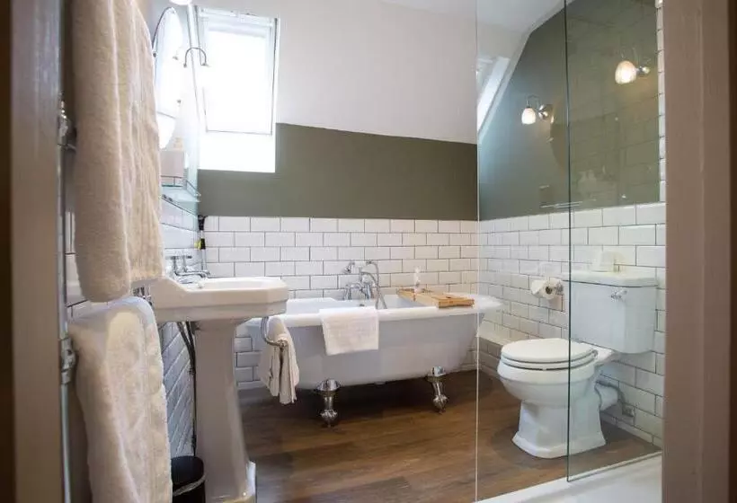 Bed and Breakfast Castle Inn