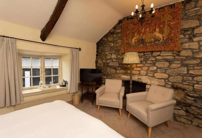 Bed and Breakfast Castle Inn