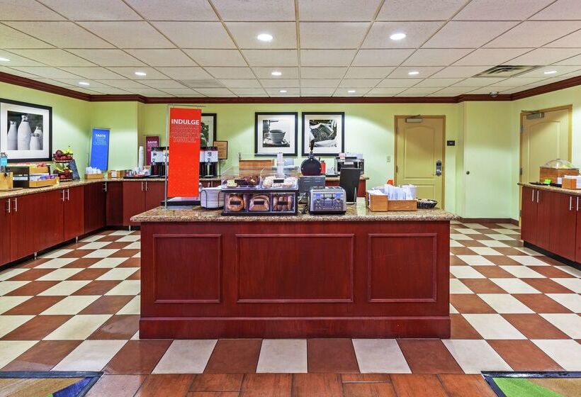 Hampton Inn & Suites Tulsa North/owasso