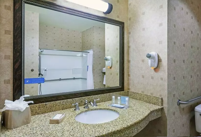 Hampton Inn & Suites Tulsa North/owasso