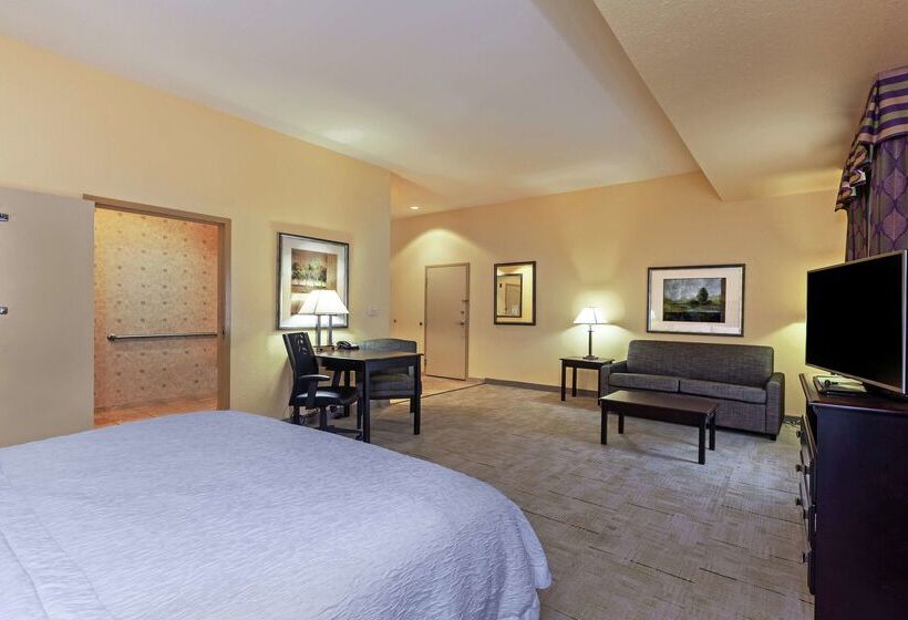 Hampton Inn & Suites Tulsa North/owasso