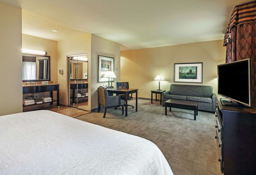 Hampton Inn & Suites Tulsa North/owasso