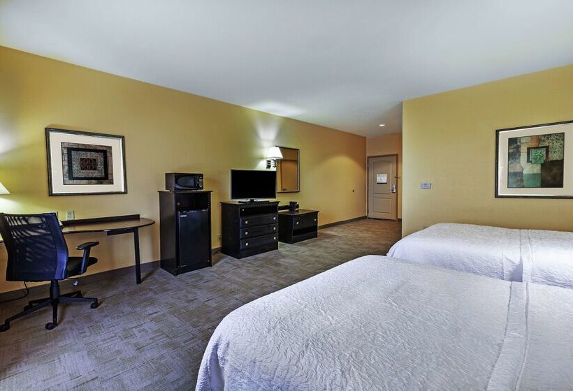Hampton Inn & Suites Tulsa North/owasso