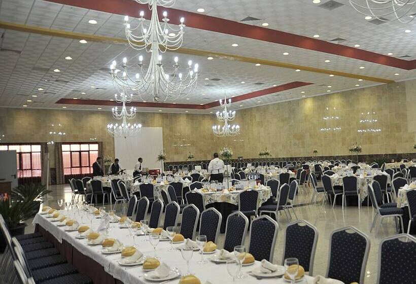 호텔 Acosta Ciudad De La Música