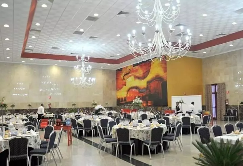 Отель Acosta Ciudad De La Música