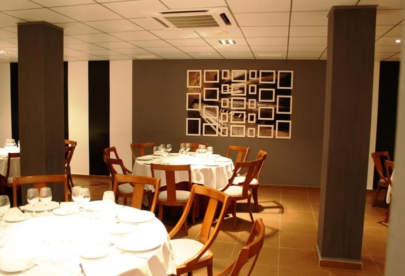 호텔 Acosta Ciudad De La Música