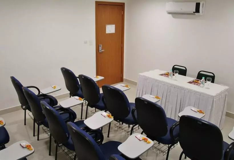 Hotel Alameda Vitoria