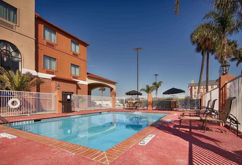 فندق Best Western Orange Inn & Suites