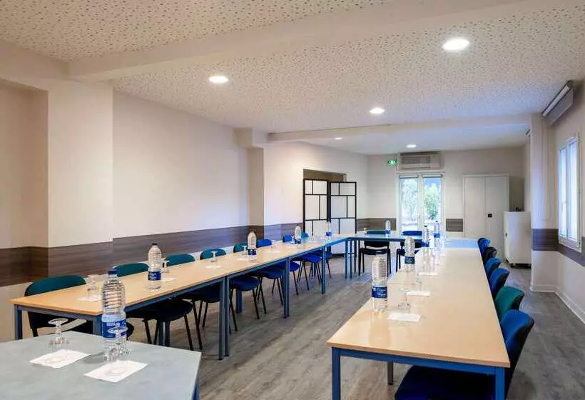 فندق The Originals City, Hôtel Des Arènes, Saintes