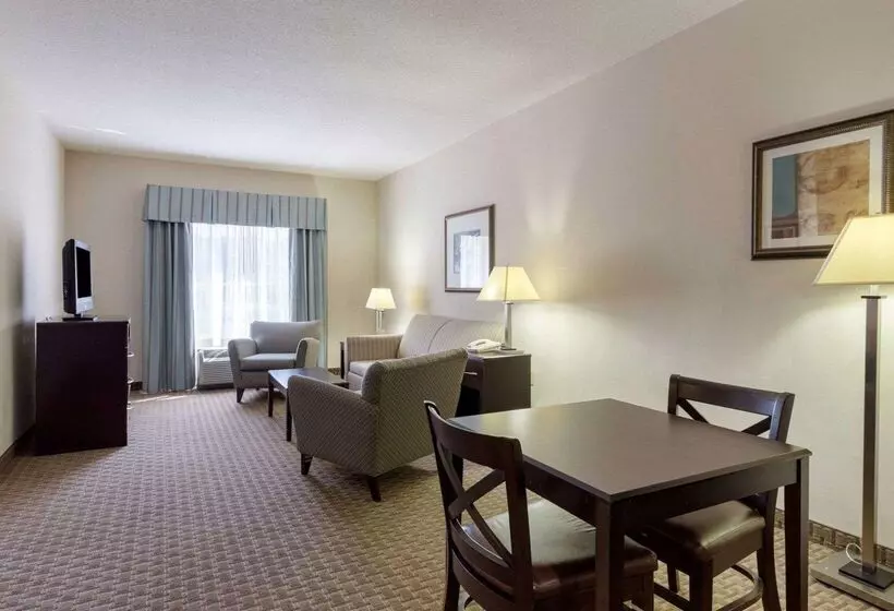 Отель Comfort Suites Olive Branch   Memphis South