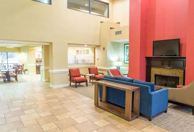 هتل Comfort Suites Port Allen Baton Rouge