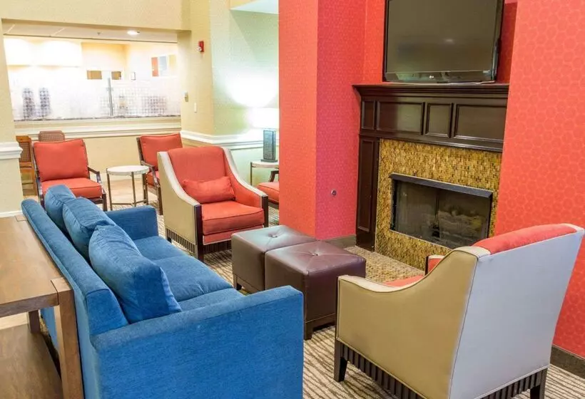 هتل Comfort Suites Port Allen Baton Rouge