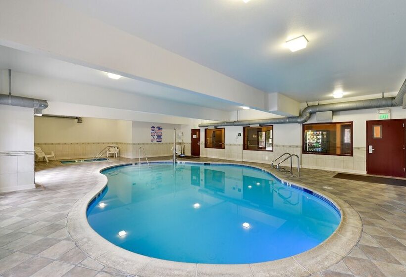 בית מלון כפרי Comfort Suites