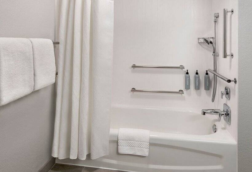 فندق Courtyard Philadelphia Plymouth Meeting