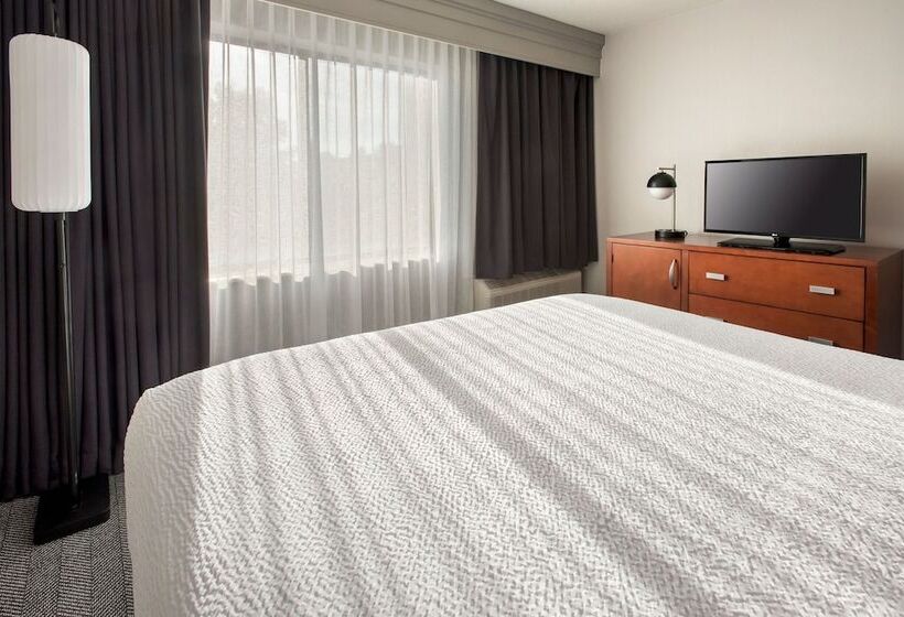 فندق Courtyard Philadelphia Plymouth Meeting