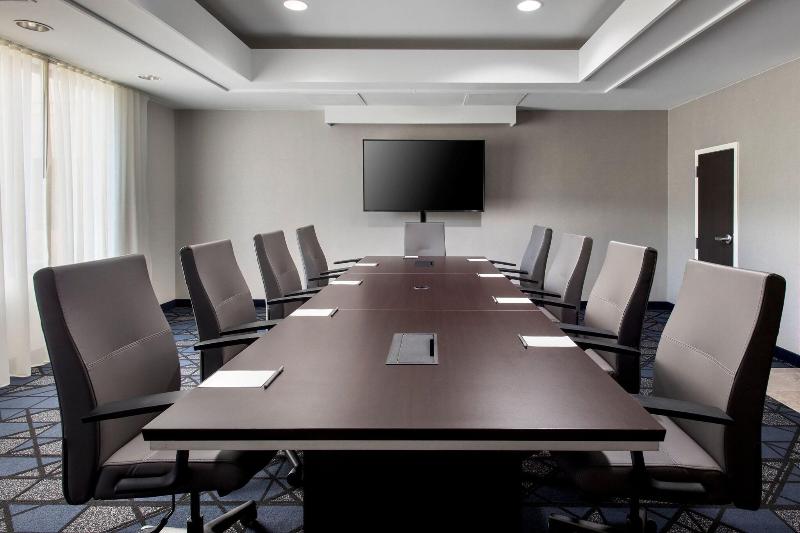 فندق Courtyard Philadelphia Plymouth Meeting