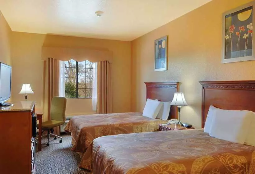 Отель Quality Inn & Suites Mcalester On Hwy 69 & 270