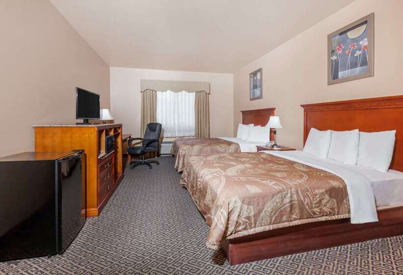 בית מלון כפרי Quality Inn & Suites Mcalester On Hwy 69 & 270