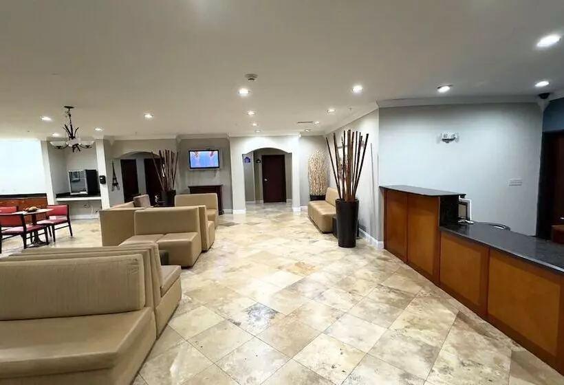 Отель Quality Inn & Suites Mcalester On Hwy 69 & 270