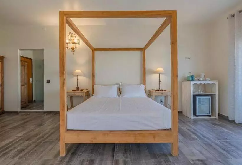 Отель Guesthouse D. Manuel I   Adults Only