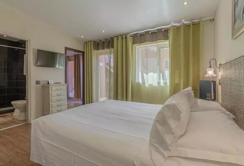 Отель Guesthouse D. Manuel I   Adults Only