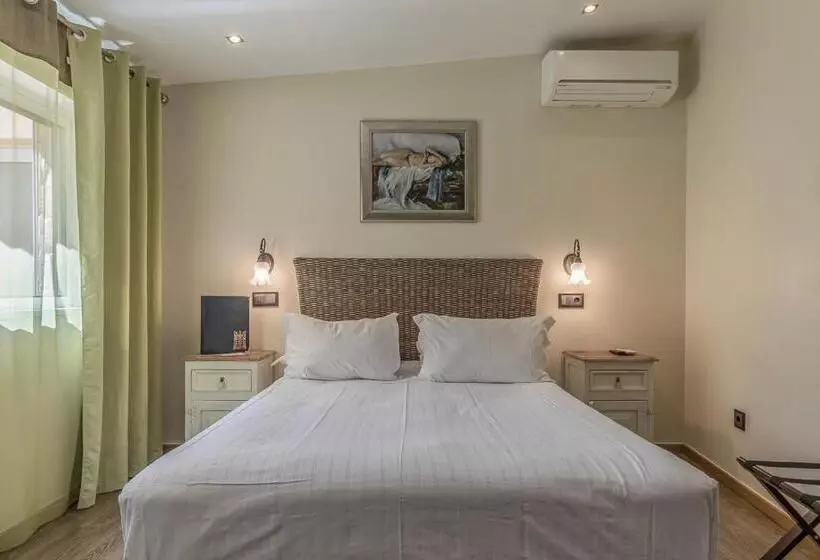 Отель Guesthouse D. Manuel I   Adults Only