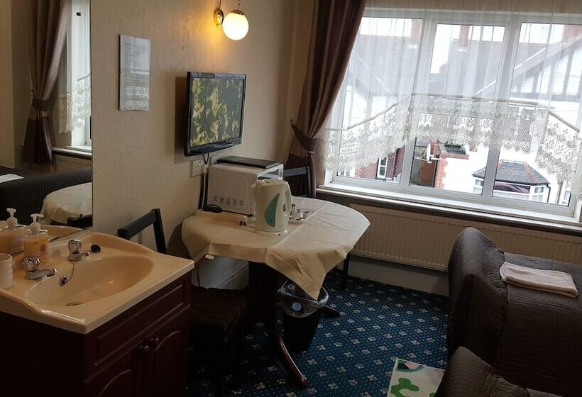 Отель Fairhaven Guest Accommodation