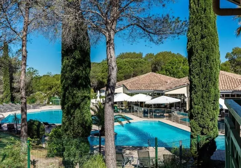 Hotel Garrigae Domaine De L Esterel   Piscine & Spa Cinq Mondes