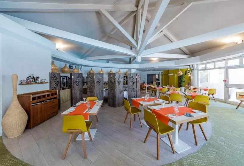 Hotel Garrigae Domaine De L Esterel   Piscine & Spa Cinq Mondes