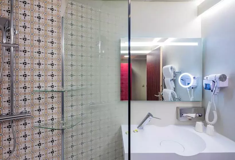 Hotel Garrigae Domaine De L Esterel   Piscine & Spa Cinq Mondes