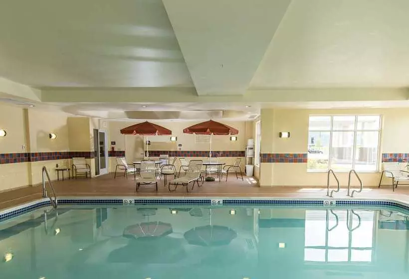 Отель Hampton Inn Presque Isle Maine