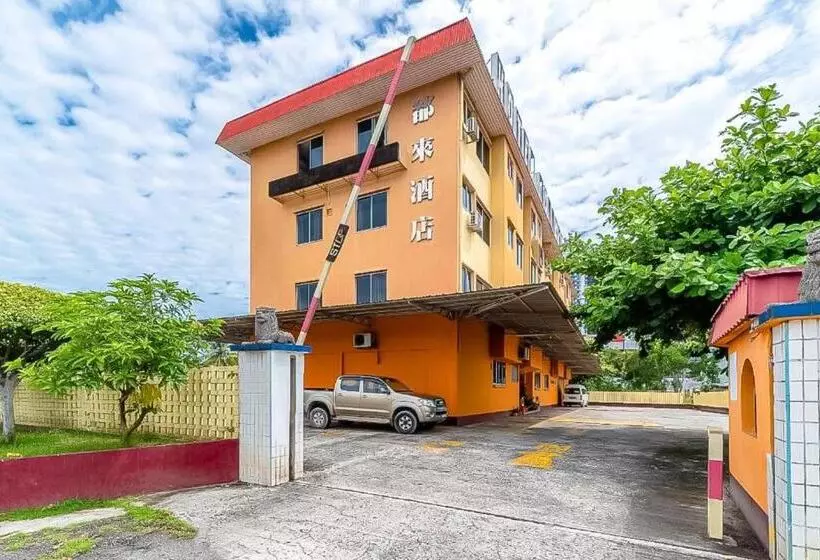 Hotel Holiday Park