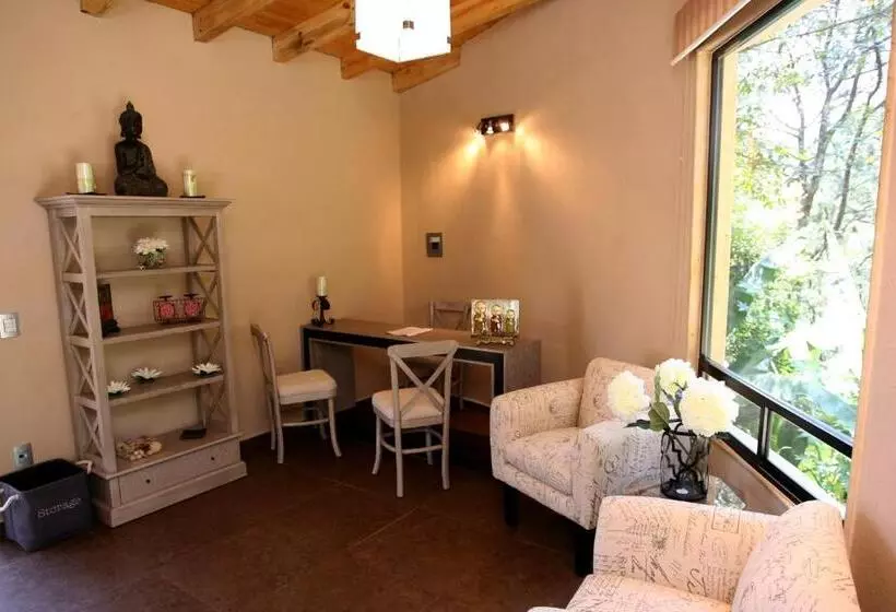 Loto Azul Hotel & Spa