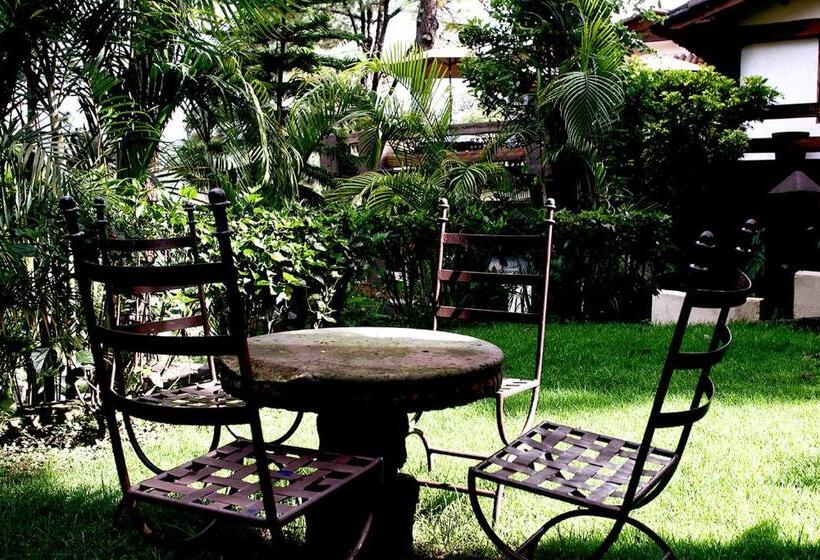 Loto Azul Hotel & Spa