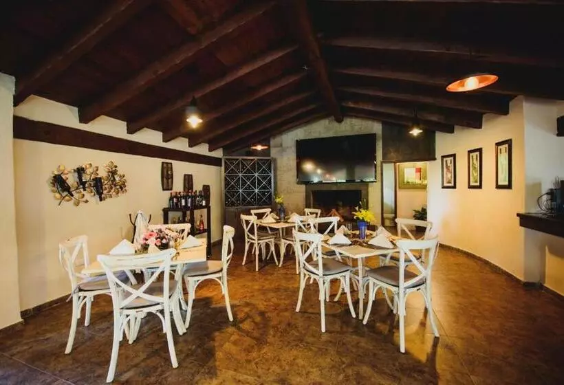 Loto Azul Hotel & Spa