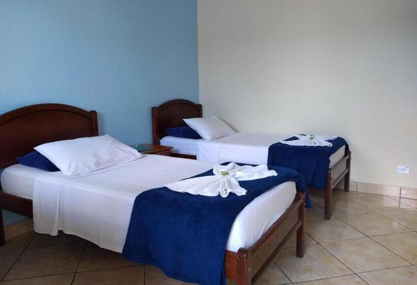 בית מלון כפרי Pousada Garoupas