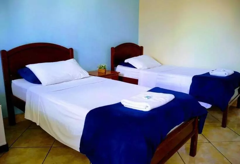 ホテル Pousada Garoupas