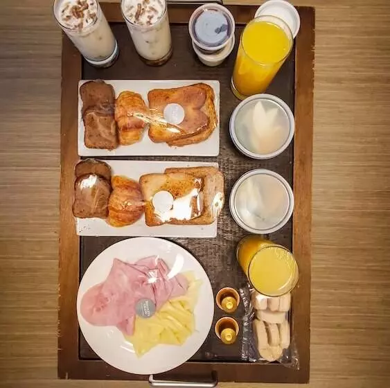 هتل Recoleta Grand