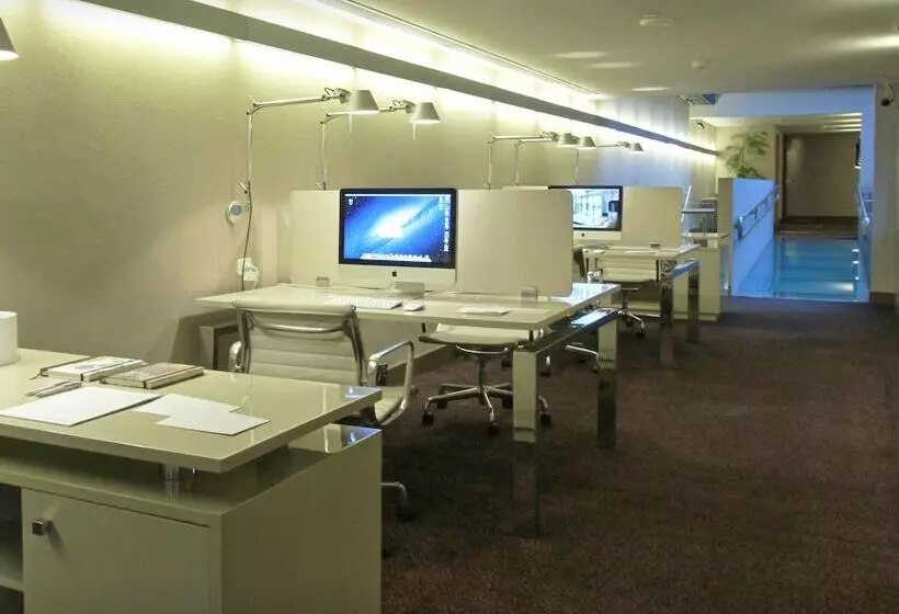 هتل Recoleta Grand