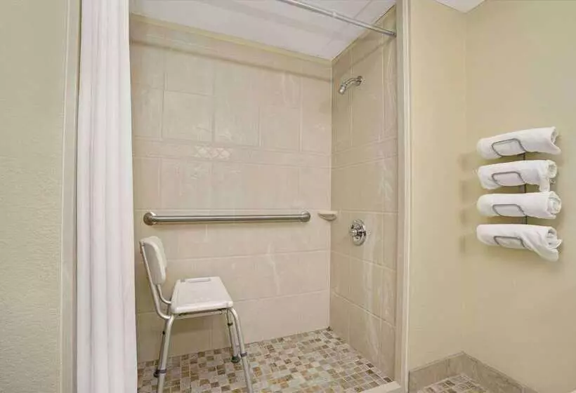 Hotelli Super 8 By Wyndham Monticello