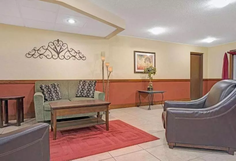 Hotelli Super 8 By Wyndham Monticello