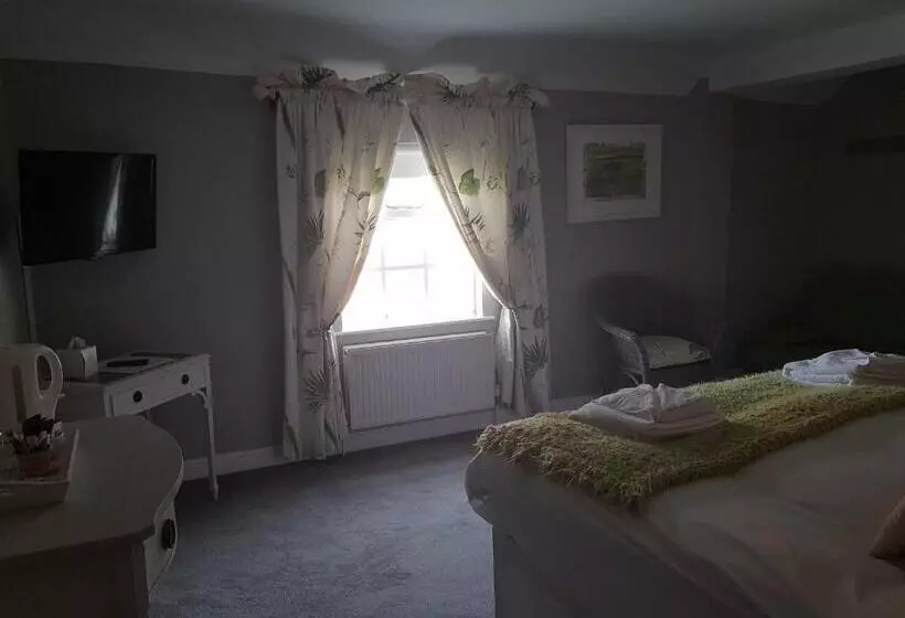 ホテル The Angel Inn