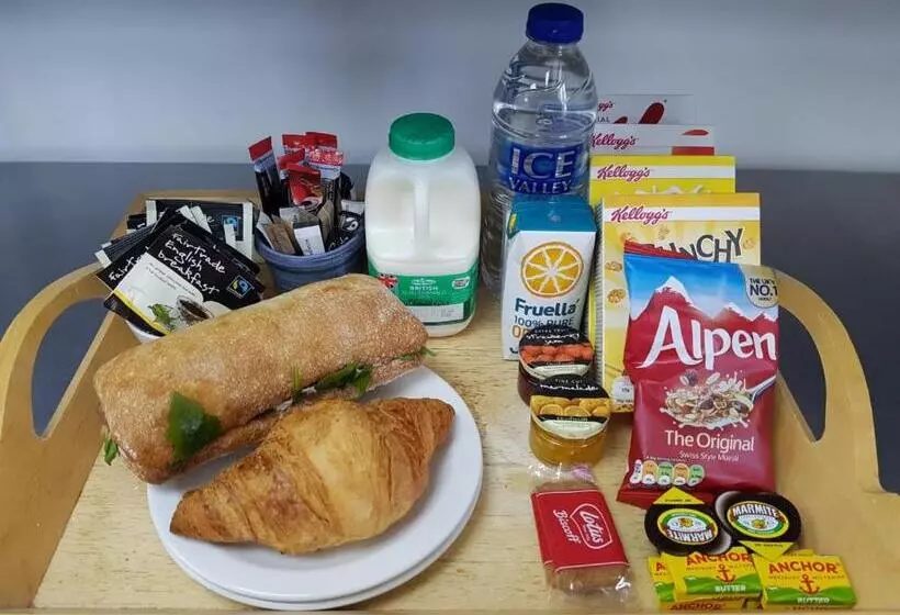 ホテル The Angel Inn