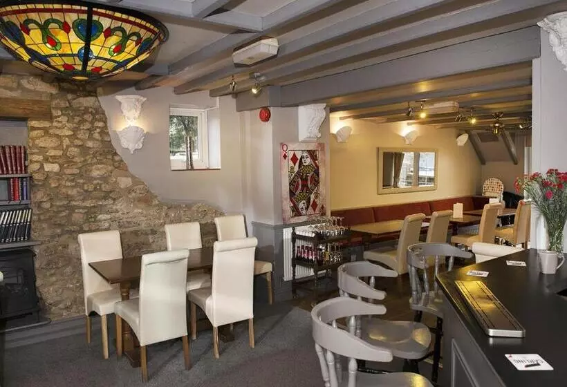 호텔 The Queens Head