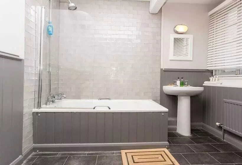 هتل White Hart, Newmarket By Marston's Inns