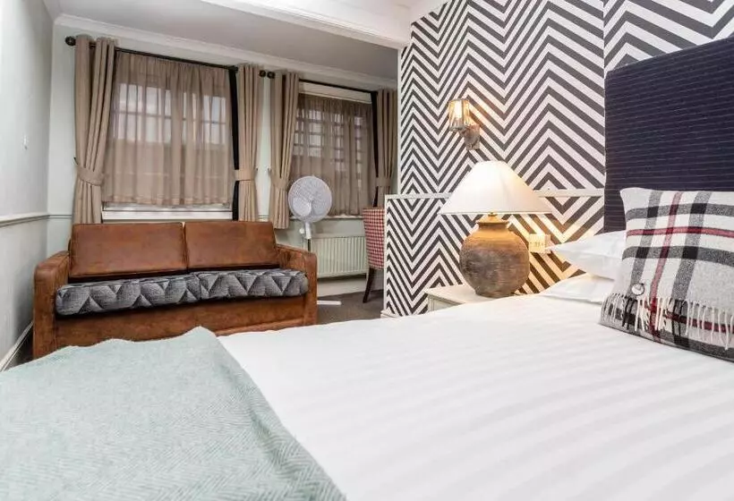 هتل White Hart, Newmarket By Marston's Inns