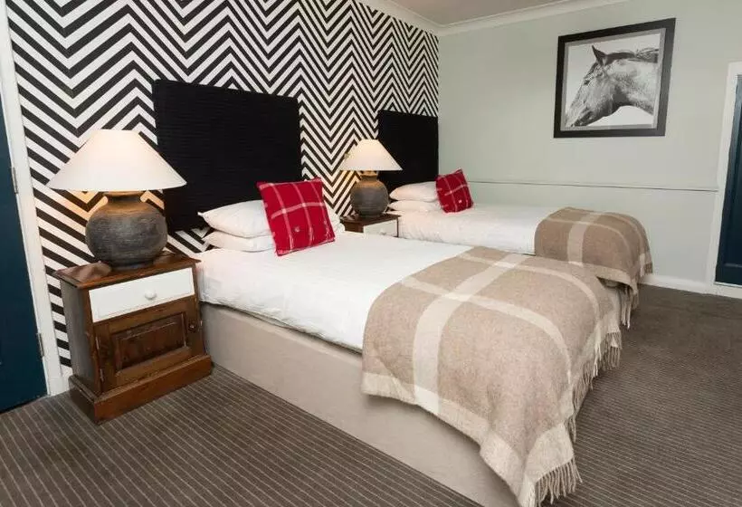 هتل White Hart, Newmarket By Marston's Inns